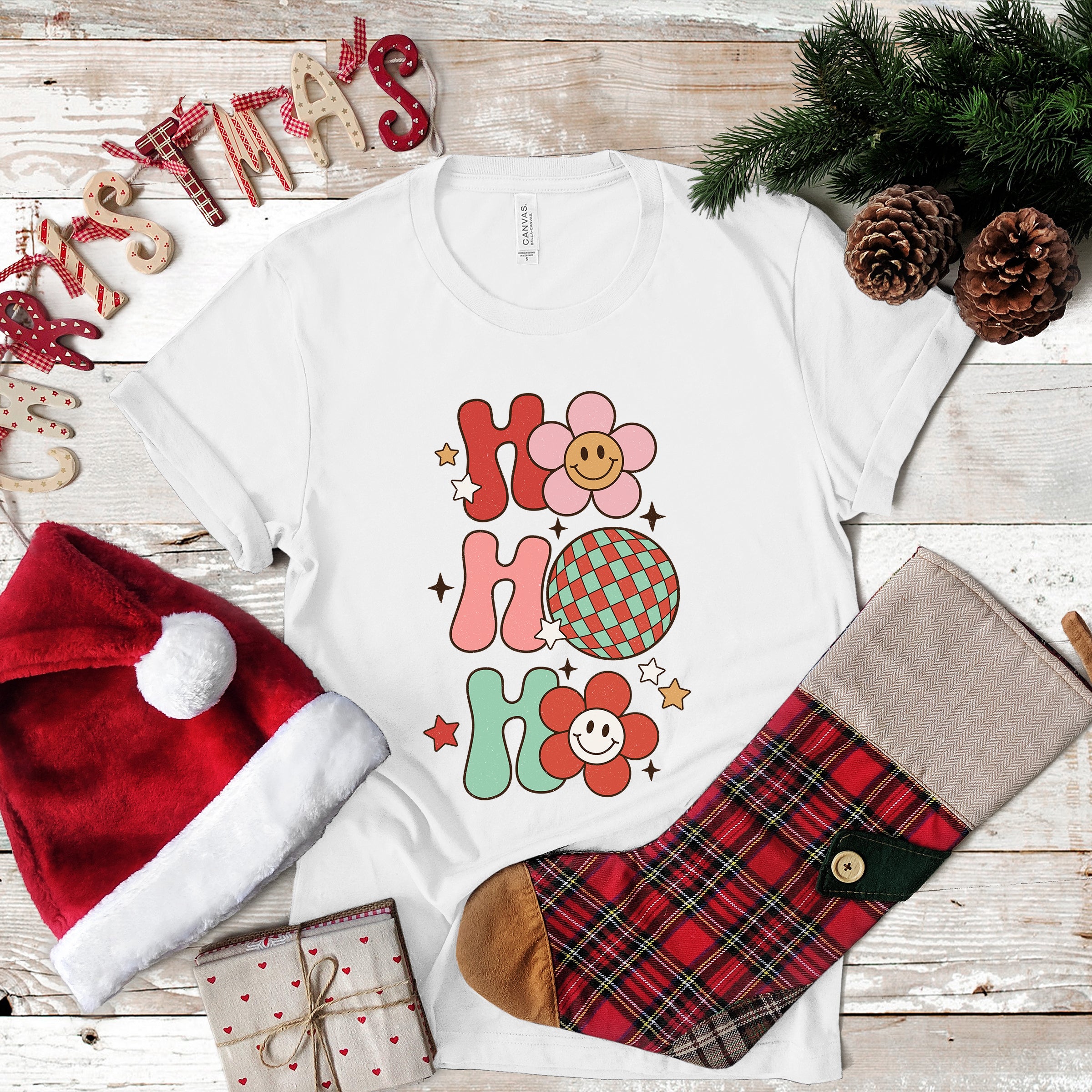 HO HO HO CHRISTMAS VIBES TSHIRT A024